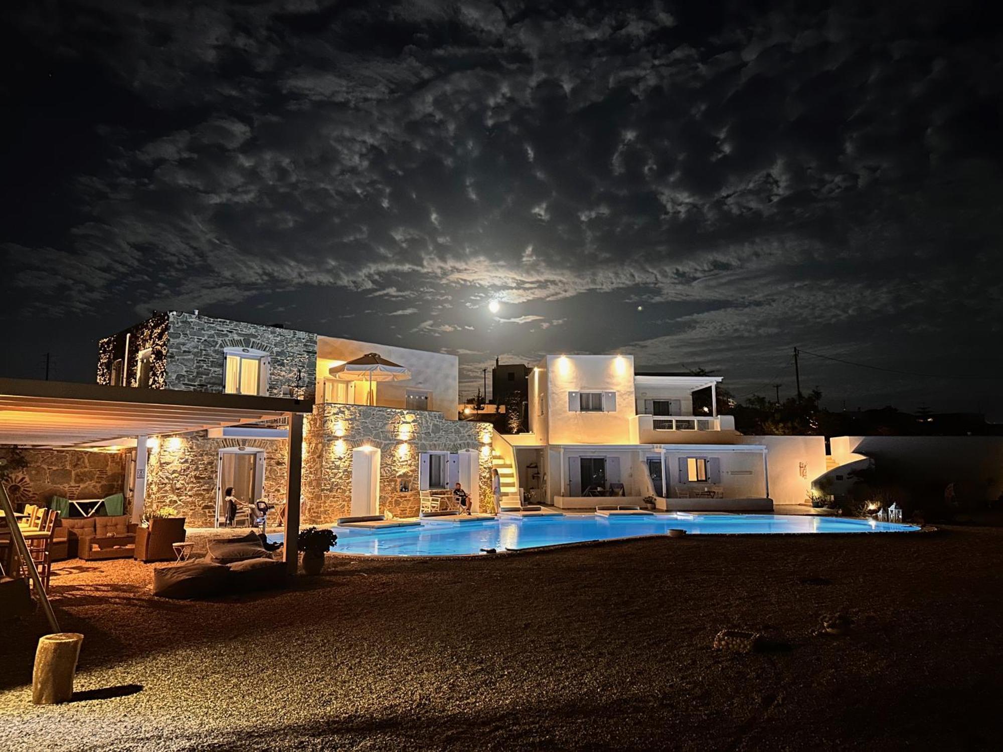 Blu Suites And Studios Adamantas  Exteriér fotografie